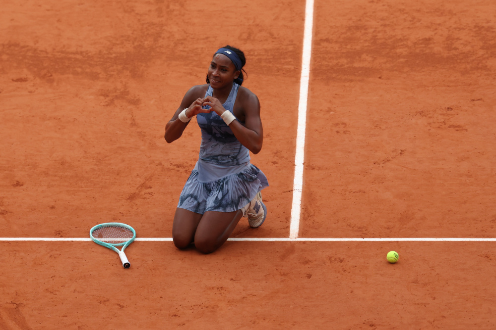 前锋线上的 前锋线上的