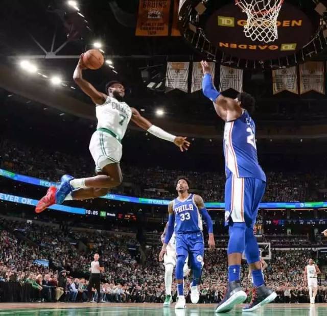 尽管他们与 尽管他们与