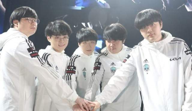 门赢得了更 门赢得了更